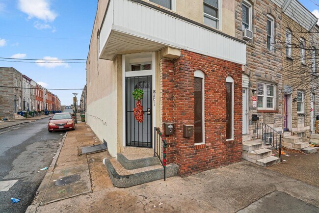 Building Photo - 16 S Conkling St