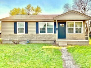 Building Photo - Charming Jenks Home with Vintage Character...
