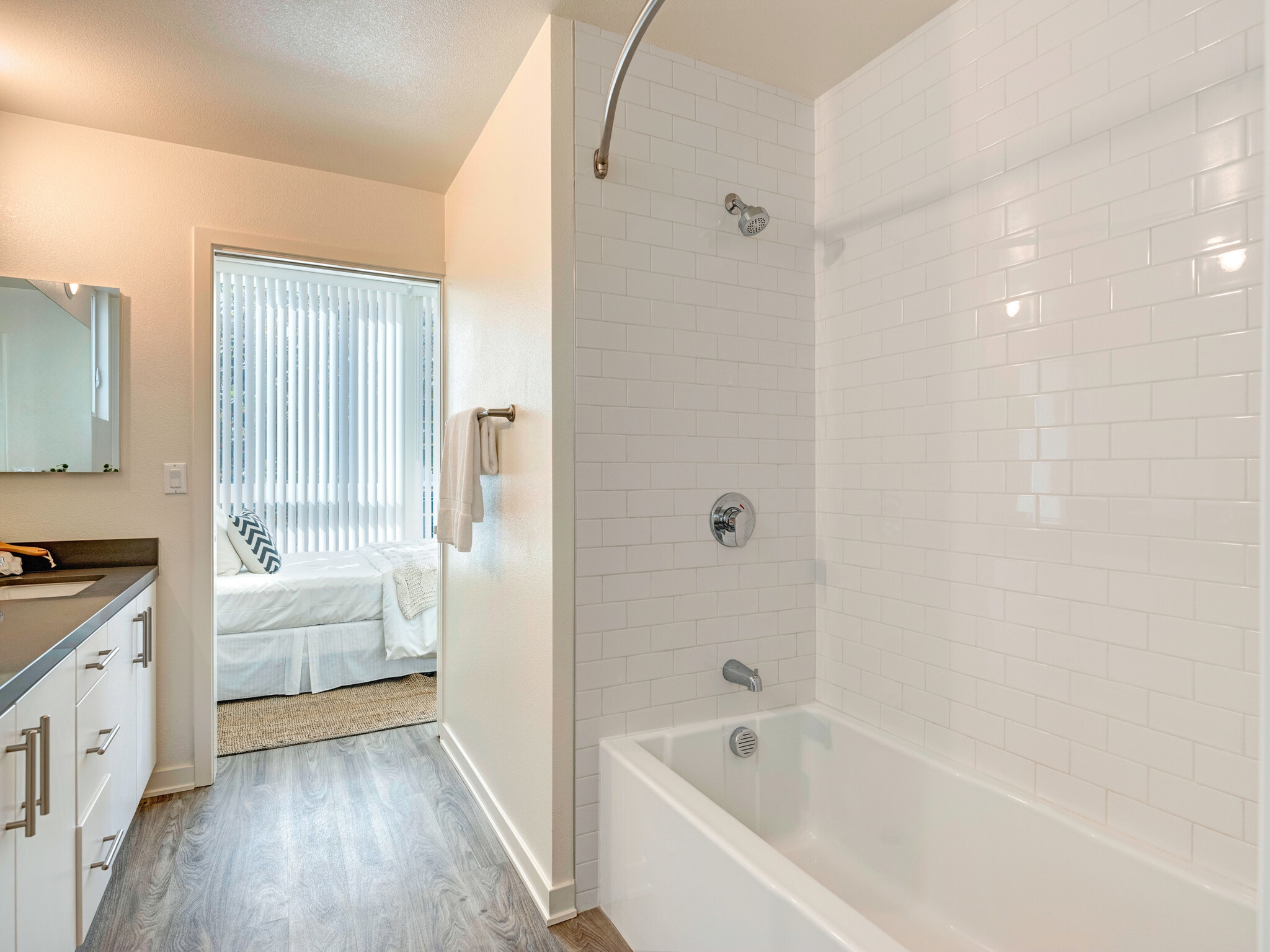 Building Photo - 6908 Knowlton Pl