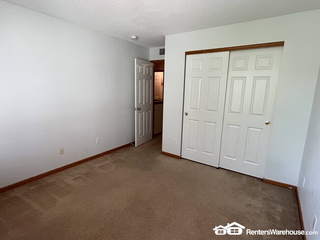 Building Photo - 17058 Embers Ave