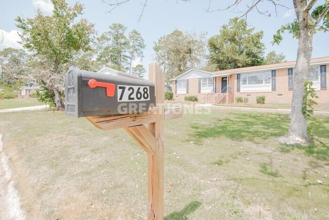 Building Photo - 7268 Fontana Dr