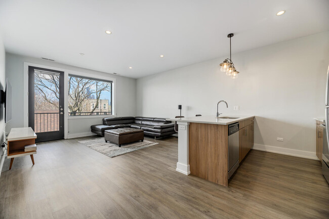 Building Photo - 2111 S Halsted St