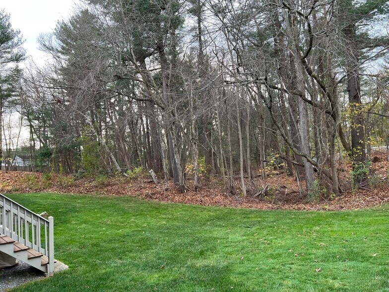 Building Photo - 16 Montvale Ave