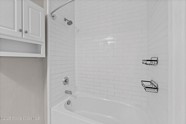 Building Photo - 1741 Kinsale Ct