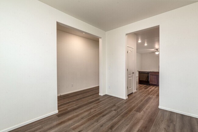 Building Photo - 9764 Chalkstone Ln