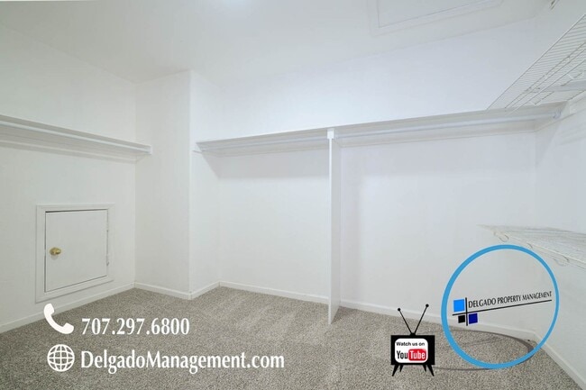 Building Photo - Large 3 bedroom home recently upgraded