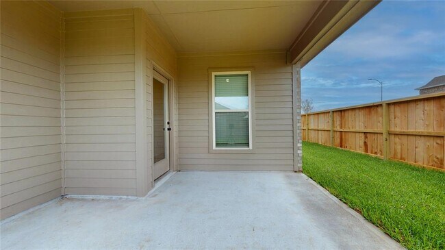 Building Photo - 1003 Pecan Harvest Dr