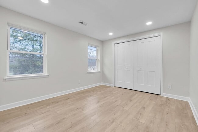 Building Photo - Fully Remodeled 4-Bedroom Home in Southern Lehigh School District