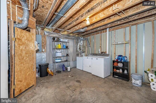 Building Photo - 17 Quince Tree Dr
