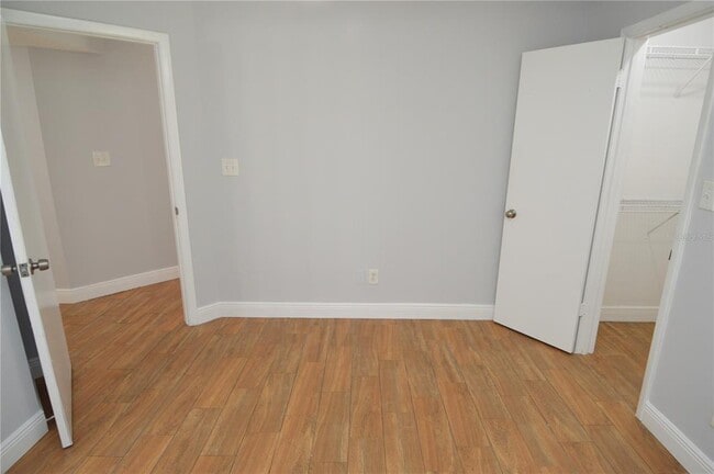 Building Photo - 8722 Mallard Reserve Dr