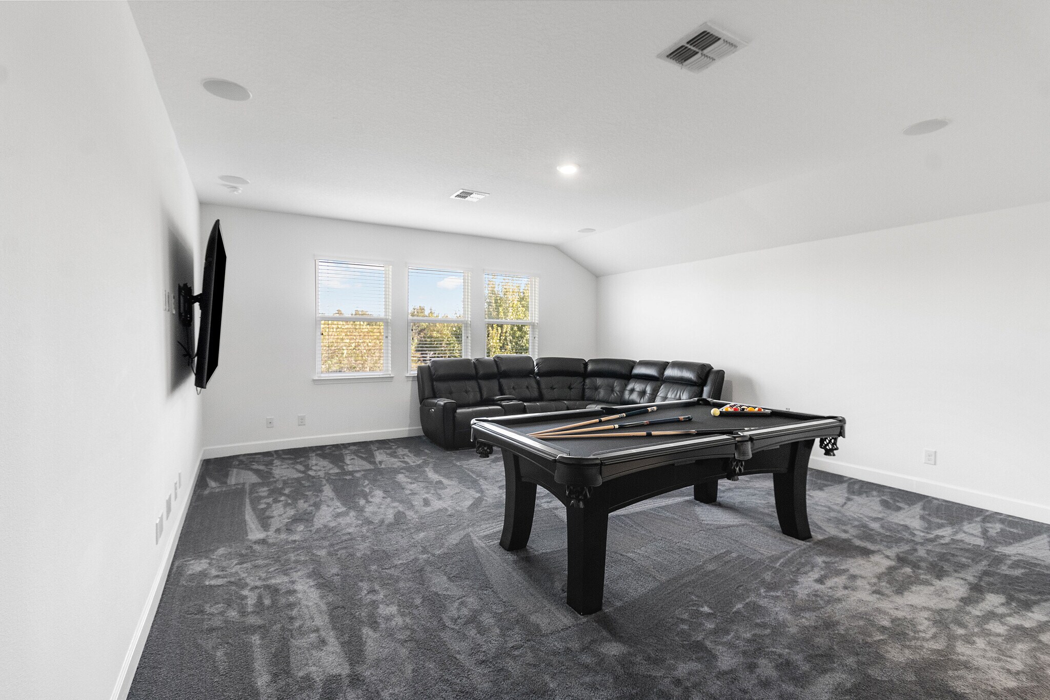 Building Photo - 7531 Mandarin Grove Way