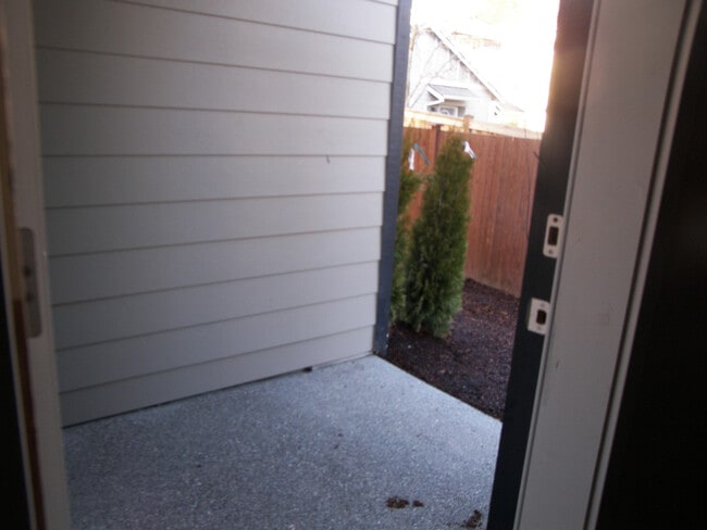 Building Photo - 729 112th St SW