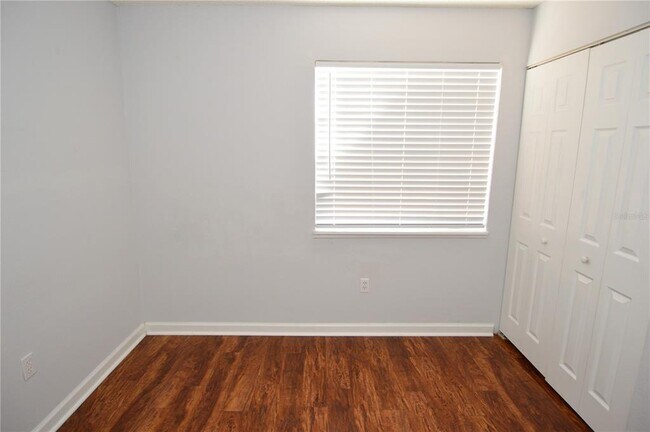 Building Photo - 2500 Winding Creek Blvd
