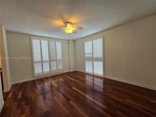 Building Photo - 7275 SW 89th St