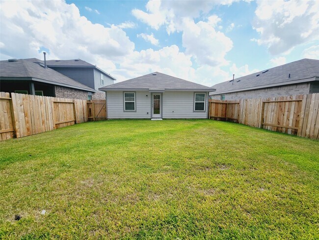 Building Photo - 6043 Canyon Dawn Dr