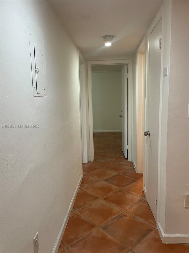 Building Photo - 7487 SW 82nd St