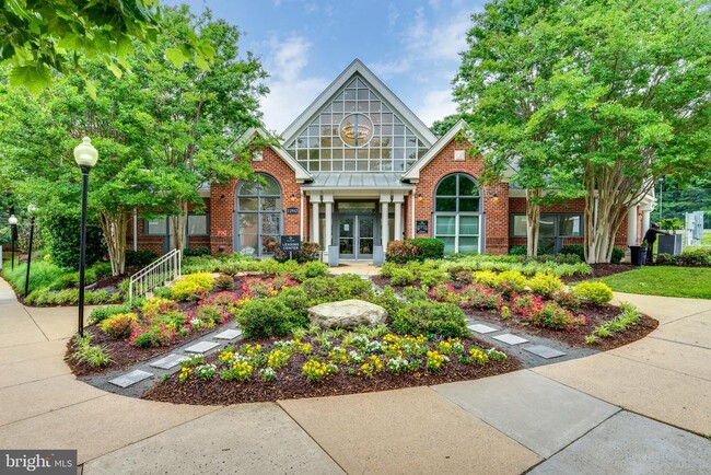 Building Photo - 4307 Chariot Ct