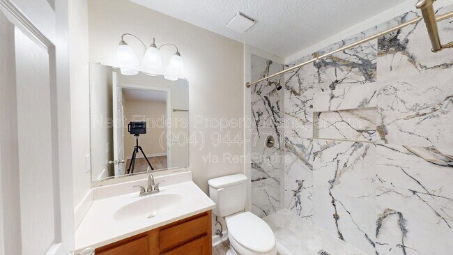 Building Photo - 3661 Hampton Glen Pl