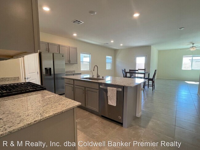 Building Photo - 4 br, 2 bath House - 4317 Glossier Avenue