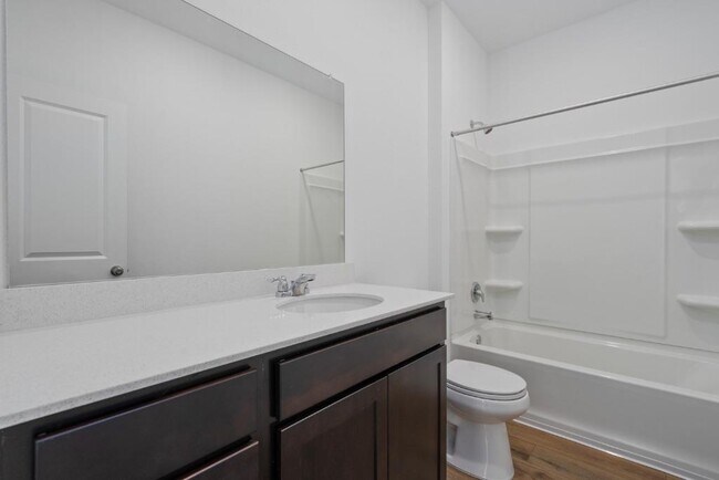 Building Photo - 230 Gabbro Gdns