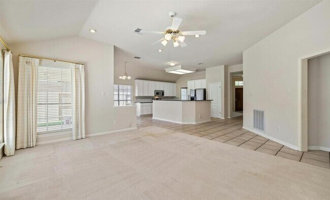 Building Photo - 10133 Cassandra Dr