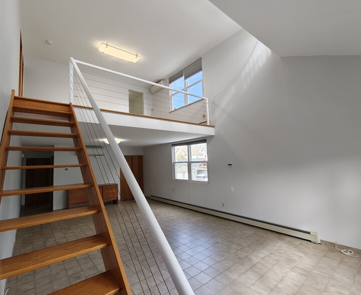 Front Entrance to Living Room - 39 Robertson Ave