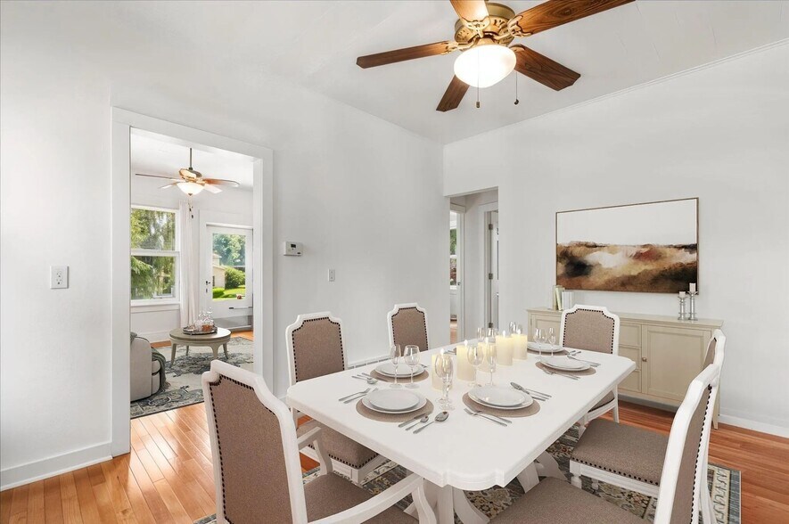 Dining Room - 1052 Poplar St