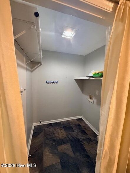 Building Photo - 991 Hardesty Loop Rd