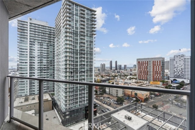 Building Photo - 1080 Park Blvd