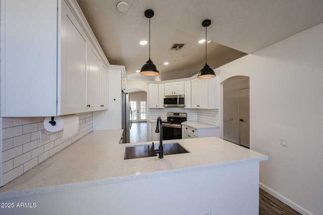 Building Photo - 6209 W Blackhawk Dr