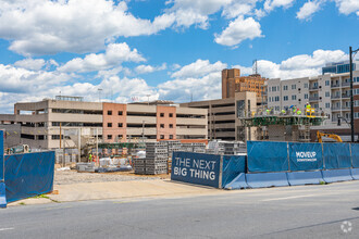 Building Photo - HIVE