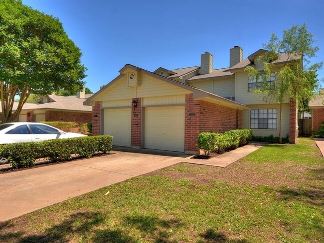 Building Photo - 9609 Dalewood Dr