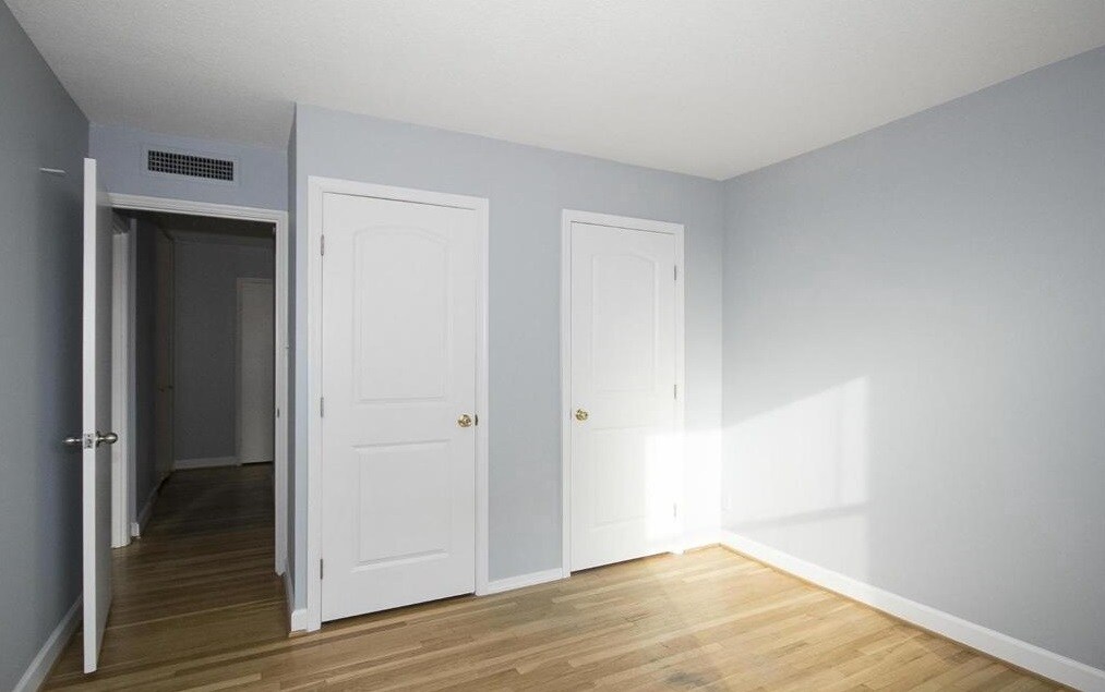 Building Photo - 1101 St Paul St