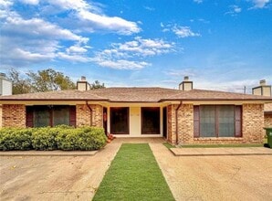 Building Photo - 505 Claire Ct