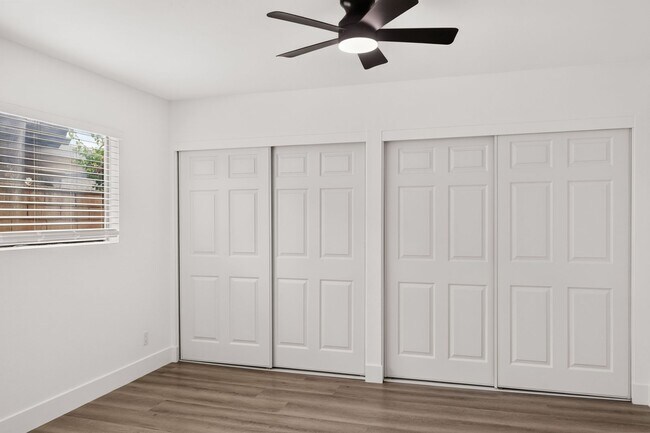 Building Photo - Fully Renovated 2 Bed, 2 Bath Home with Central A/C, Detached Garage & Brand-New Appliances.