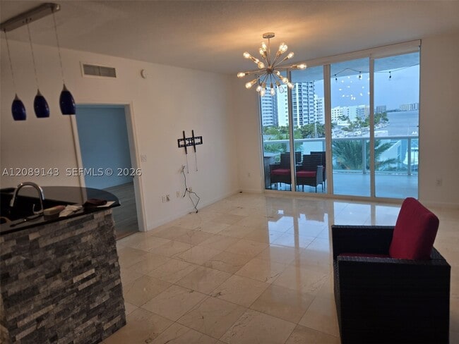 Building Photo - 7900 Harbor Island Dr