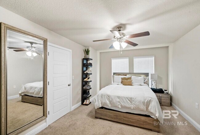 Building Photo - 25806 Pollard Rd