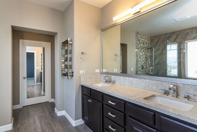 Building Photo - 28031 Alta Vista Ave