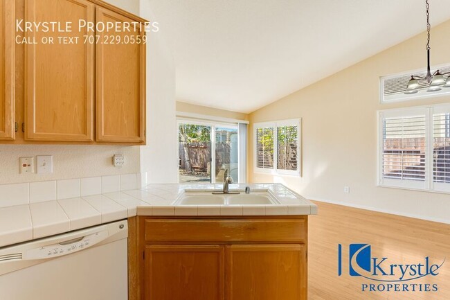 Building Photo - Charming Westgate Rental in the Travis Sch...