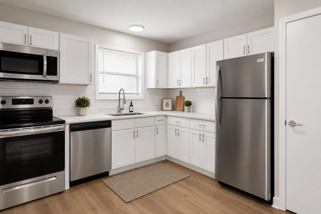 Building Photo - The Commons on 25th