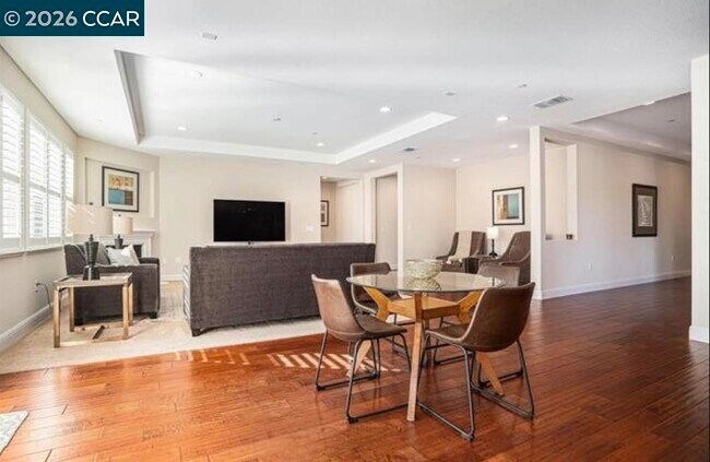 Building Photo - 2284 Demartini Ln