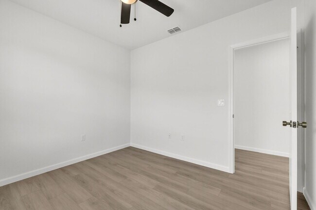 Building Photo - 2535 Slim Haywood Ave