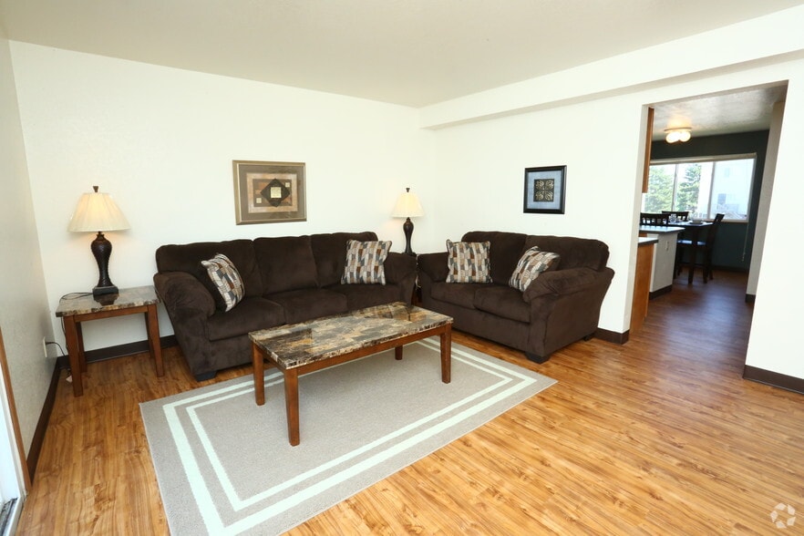 Primary Photo - Tallgrass Apartments