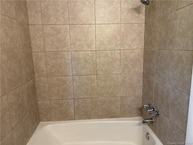 Building Photo - 219 Oxford Rd