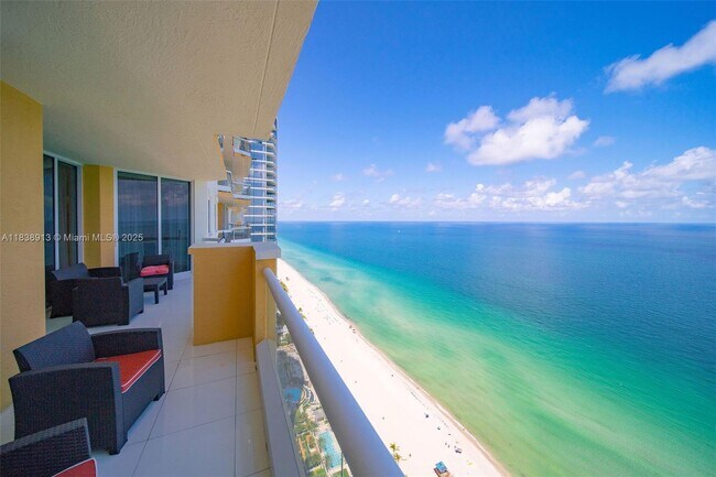 Building Photo - 17875 Collins Ave