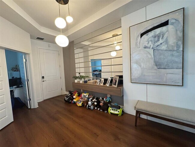 Building Photo - 14931 Lebeau Lp