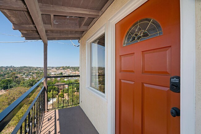 Building Photo - 2183 Primrose Ave