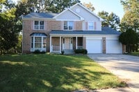 Building Photo - Spacious 4BD/2.5BA Colonial on Quiet Cul-d...