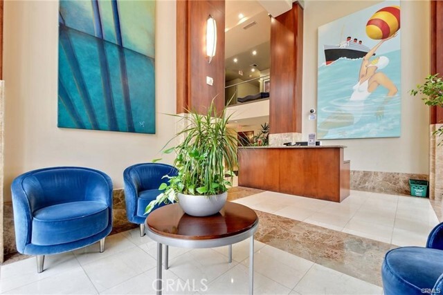 Building Photo - 388 E Ocean Blvd