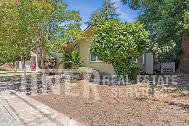 Building Photo - 705 Orange Grove Way